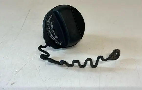 Volvo V70 Fuel tank filler cap 