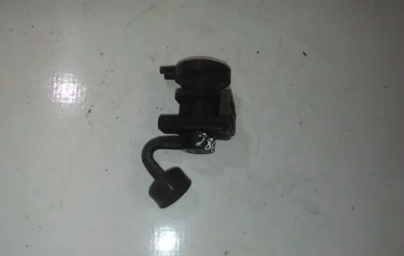 Volvo S40, V40 Turbo solenoid valve 7700874764 45343751