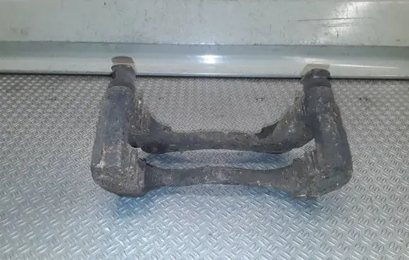 Toyota Corolla Verso AR10 Front Brake Caliper Pad/Carrier 