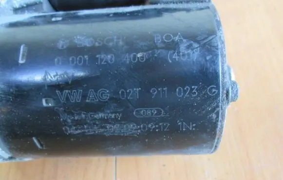 Seat Ibiza III (6L) Starter motor 02T911023G