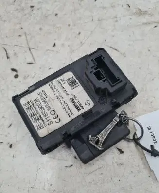 Renault Scenic II - Grand scenic II Ignition key card reader 8200125077