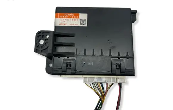 Toyota Prius (XW30) Air conditioning/heating control unit 8865047061