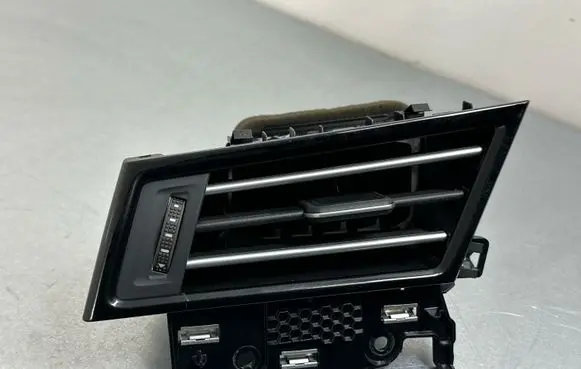 Volkswagen PASSAT B8 Dashboard side air vent grill/cover trim 3G1819701E 0925800506