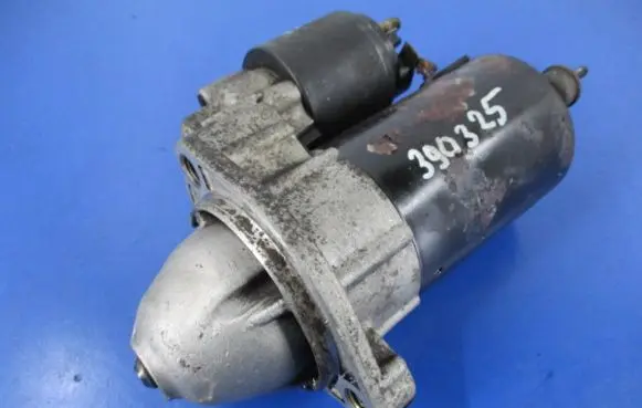 Volkswagen PASSAT B5 Starter motor