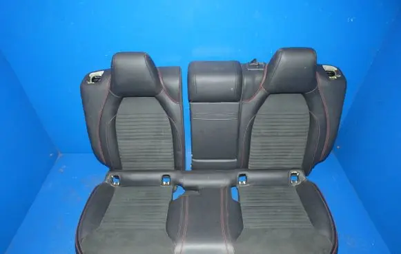Mercedes-Benz GLA W156 X156 Second row seats 