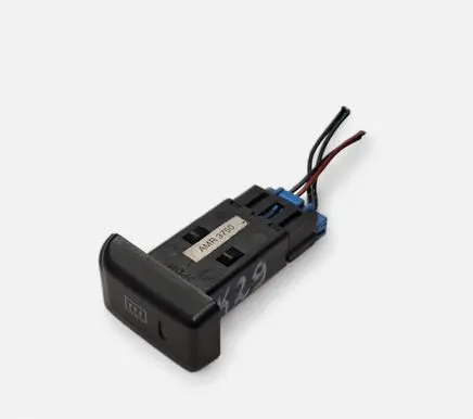 Land Rover Discovery Windscreen/window heater switch AMR3750