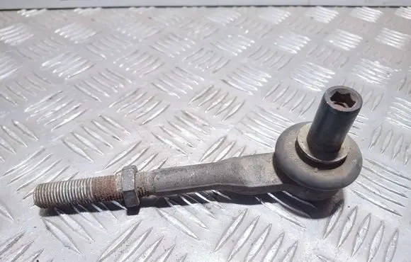 Volkswagen PASSAT B5.5 Steering tie rod end 