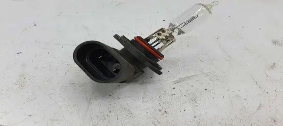 Toyota Auris 150 Headlight/headlamp bulb NOCODE