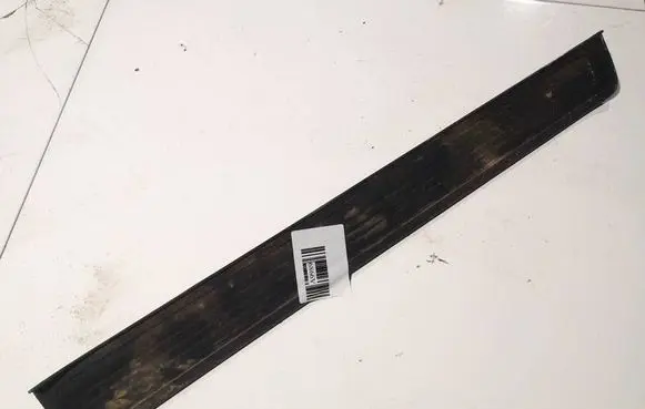 Honda CR-V Front sill trim cover 84202swaa 84202-swaa