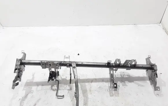 Dacia Duster Dashboard cross member/frame bar 678701557R