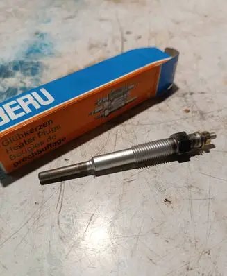 Toyota Corolla E100 Glow plug 0100226242