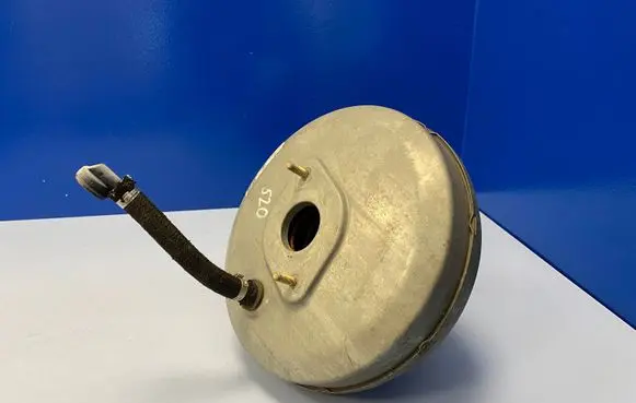 BMW 5 E39 Brake booster 34331163516