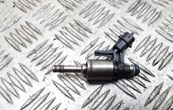 Peugeot 308 Fuel injector