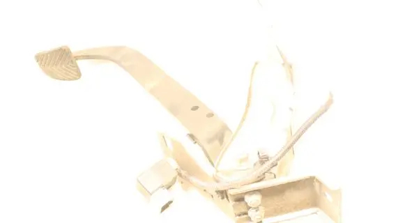 KIA Venga Clutch pedal 