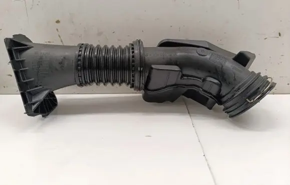 Mercedes-Benz E W214 Intercooler hose/pipe A2540901000