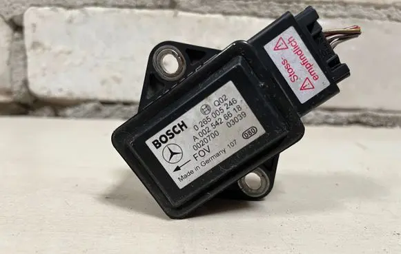 Mercedes-Benz E W211 ESP acceleration yaw rate sensor A0025426618