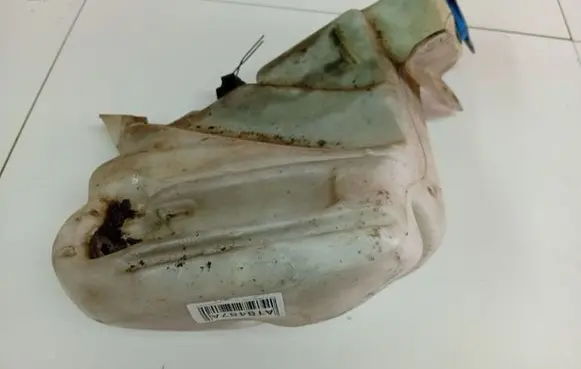 Audi A6 S6 C5 4B Windshield washer fluid reservoir/tank 4B0955453A