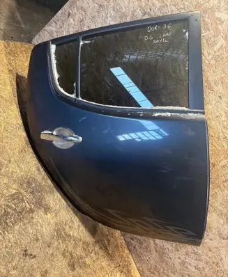 Mitsubishi L200 Rear door 