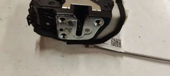 KIA Sorento Rear door lock