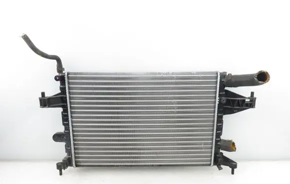 Opel Corsa C Coolant radiator 63007