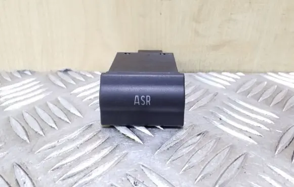 Traction control (ASR) switch