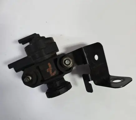 Peugeot 307 Valve vacuum 9637241780