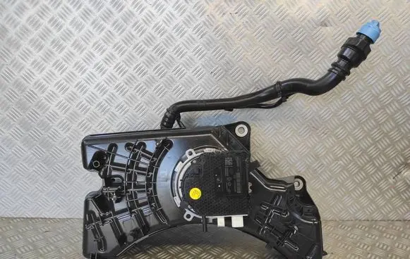 Renault Clio V AdBlue liquid reservoir 172A26976R 237G00279R
