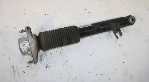 BMW X6 F16 Rear shock absorber/damper 6867865