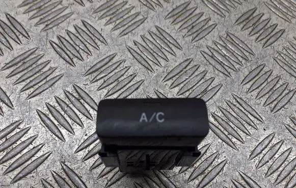 Toyota Corolla E120 E130 ASC control unit/module 153635