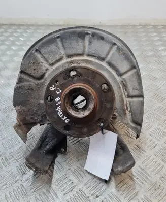 Skoda Octavia Mk2 (1Z) Front wheel hub 