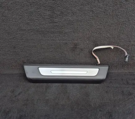 Audi Q7 4M Rear sill trim cover 4M0947418