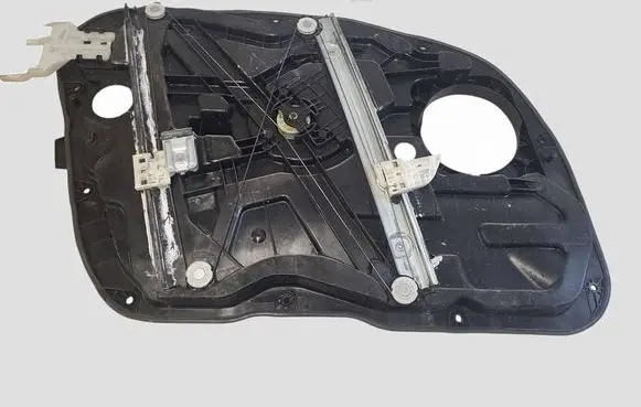 Hyundai i40 Front window lifting mechanism without motor 824803ZXXX
