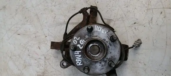 Front wheel hub
