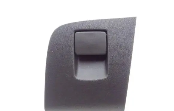Opel Astra K Glove box