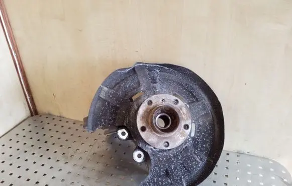 BMW 5 F10 F11 Rear wheel hub