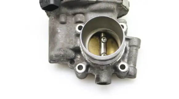 Opel Mokka Throttle valve 55565489
