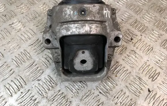 Audi A4 S4 B8 8K Engine mount bracket 8K0199381KD