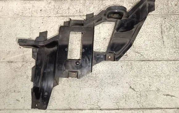 BMW X5 E53 Headlight/headlamp mounting bracket 15183600RE