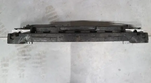Toyota Auris E180 Front bumper support beam 