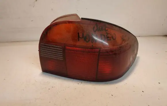 Ford Mondeo MK I Rear/tail lights 938613N004