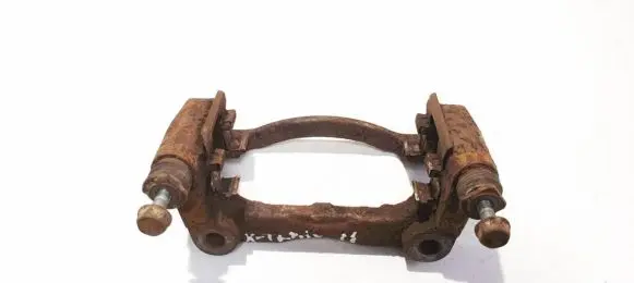 Nissan X-Trail T31 Front brake caliper