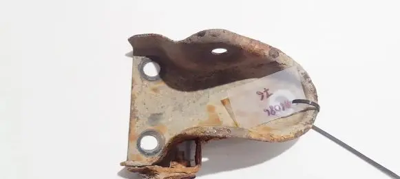 Subaru Impreza II Bracket in trunk/boot 