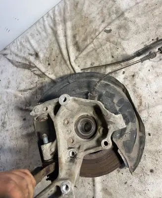 Volkswagen PASSAT B7 Rear wheel hub spindle/knuckle 3C0505436