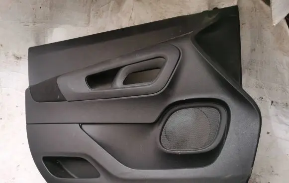 Opel Combo E Front door card panel trim 9816791277 060936J01 9818643277