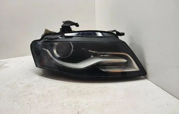 Audi A4 S4 B8 8K Headlight/headlamp 8k0941004
