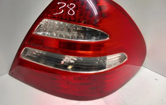 Mercedes-Benz E W211 Rear/tail lights A2118200664 2118200664