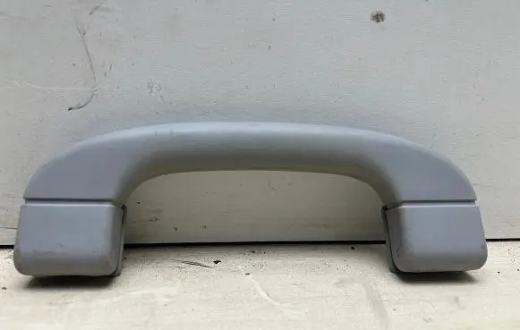 BMW 5 E60 E61 Rear interior roof grab handle 7033659