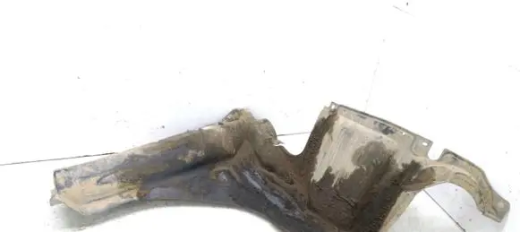 Ford Maverick Engine splash shield/under tray 3L8416A573AB