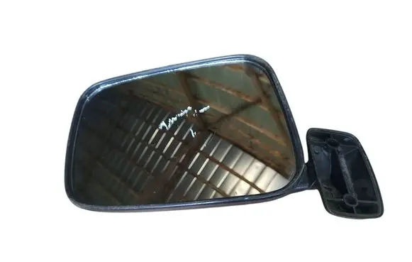 Isuzu Trooper Manual wing mirror E402201