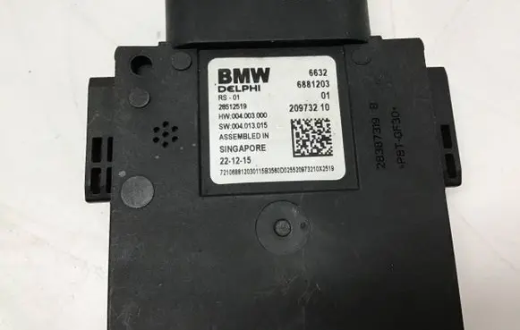 BMW 7 G11 G12 Blind spot module 6881203